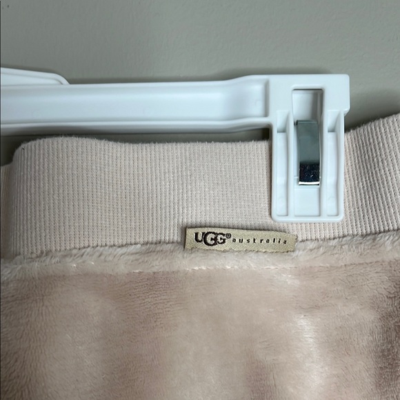 Ugg Soft Cream Jogger Pants Medium - Picture 4 of 6